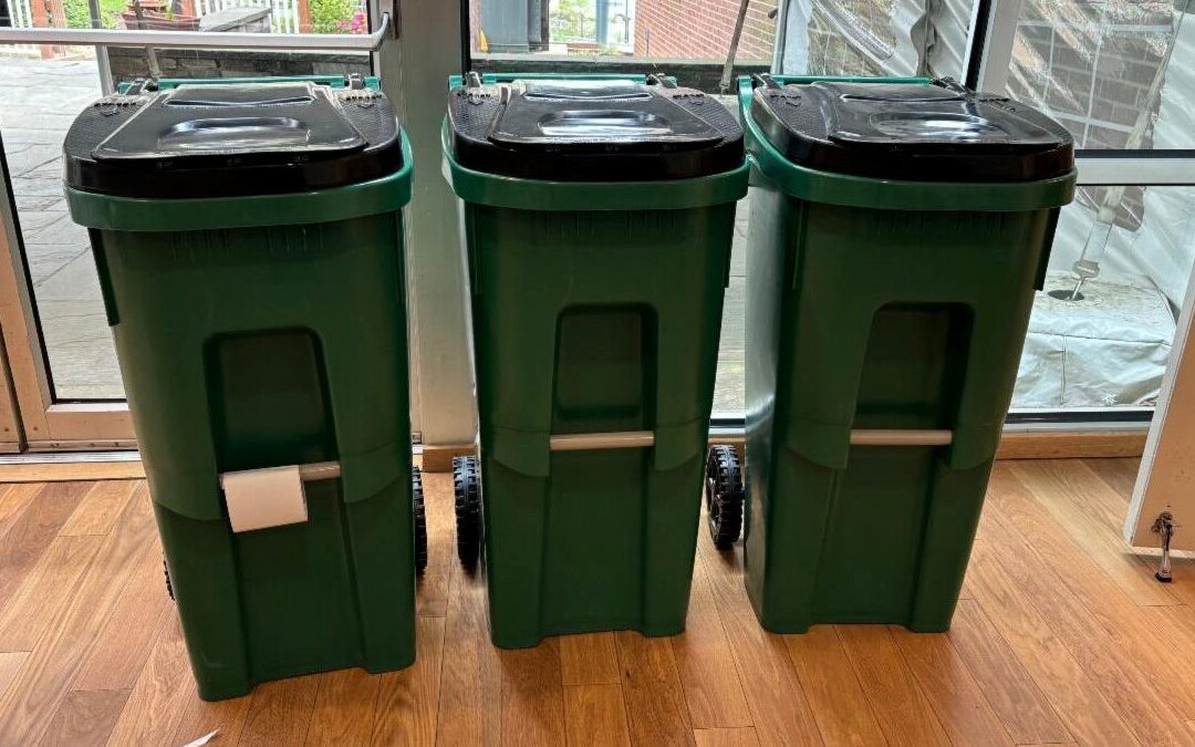 What’s with the Green Bins?  Temple Sinai is Composting!